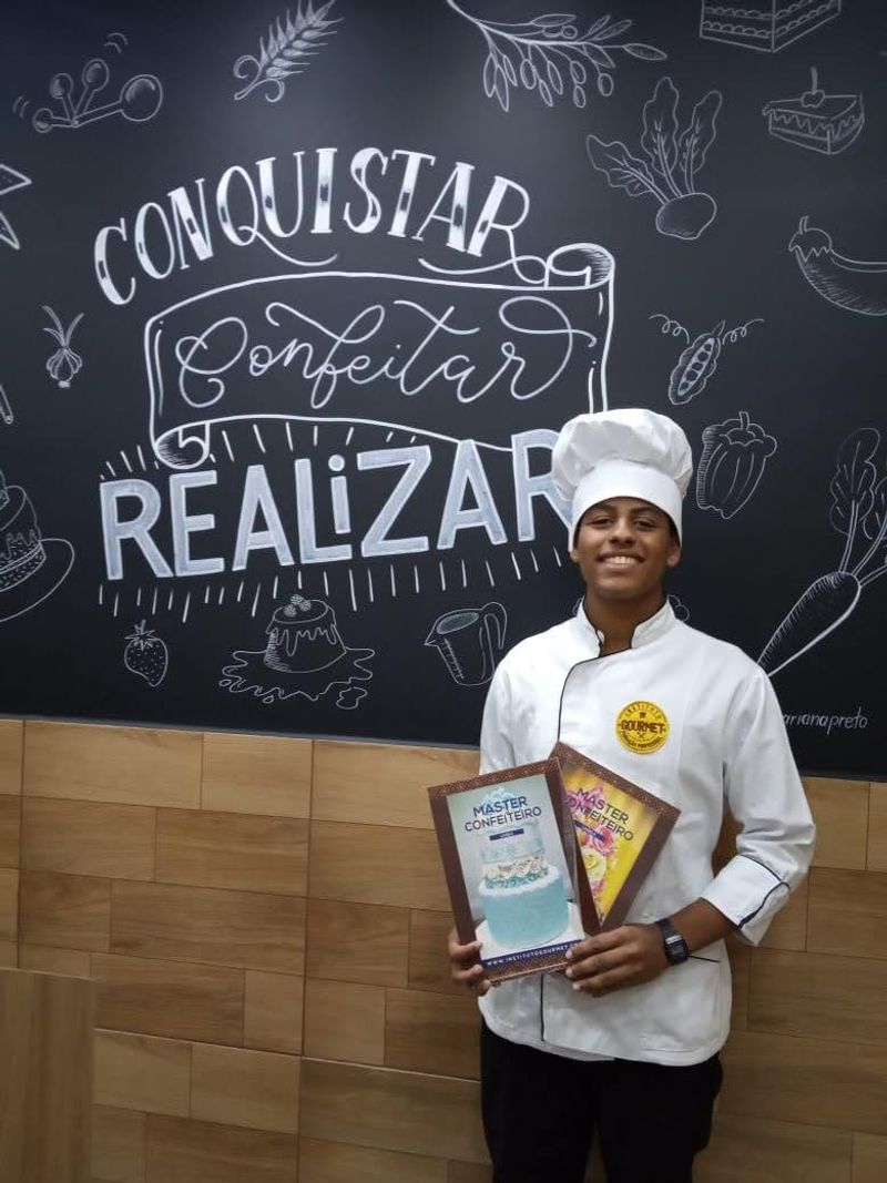 Pedro Henrique Souza — Confeiteiro
